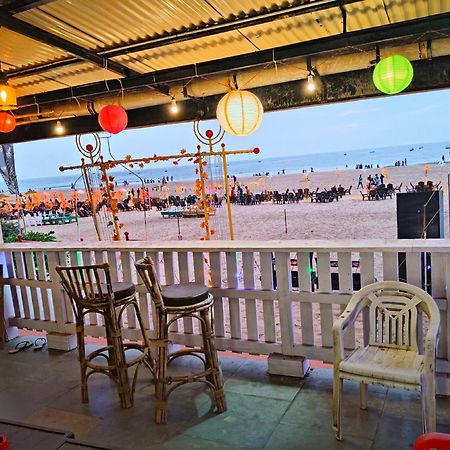 Roseal Beach Front บากา ภายนอก รูปภาพ