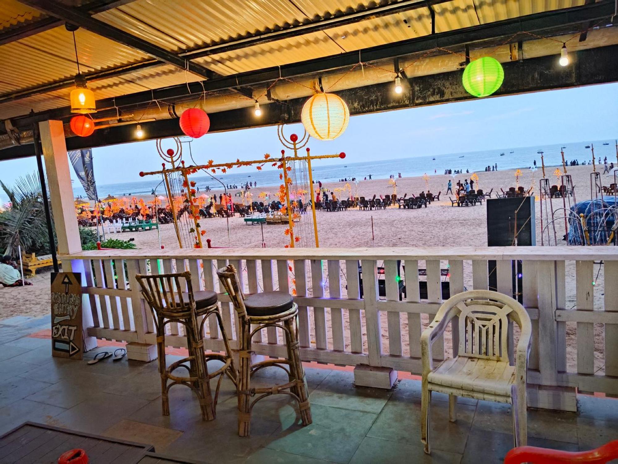 Roseal Beach Front บากา ภายนอก รูปภาพ