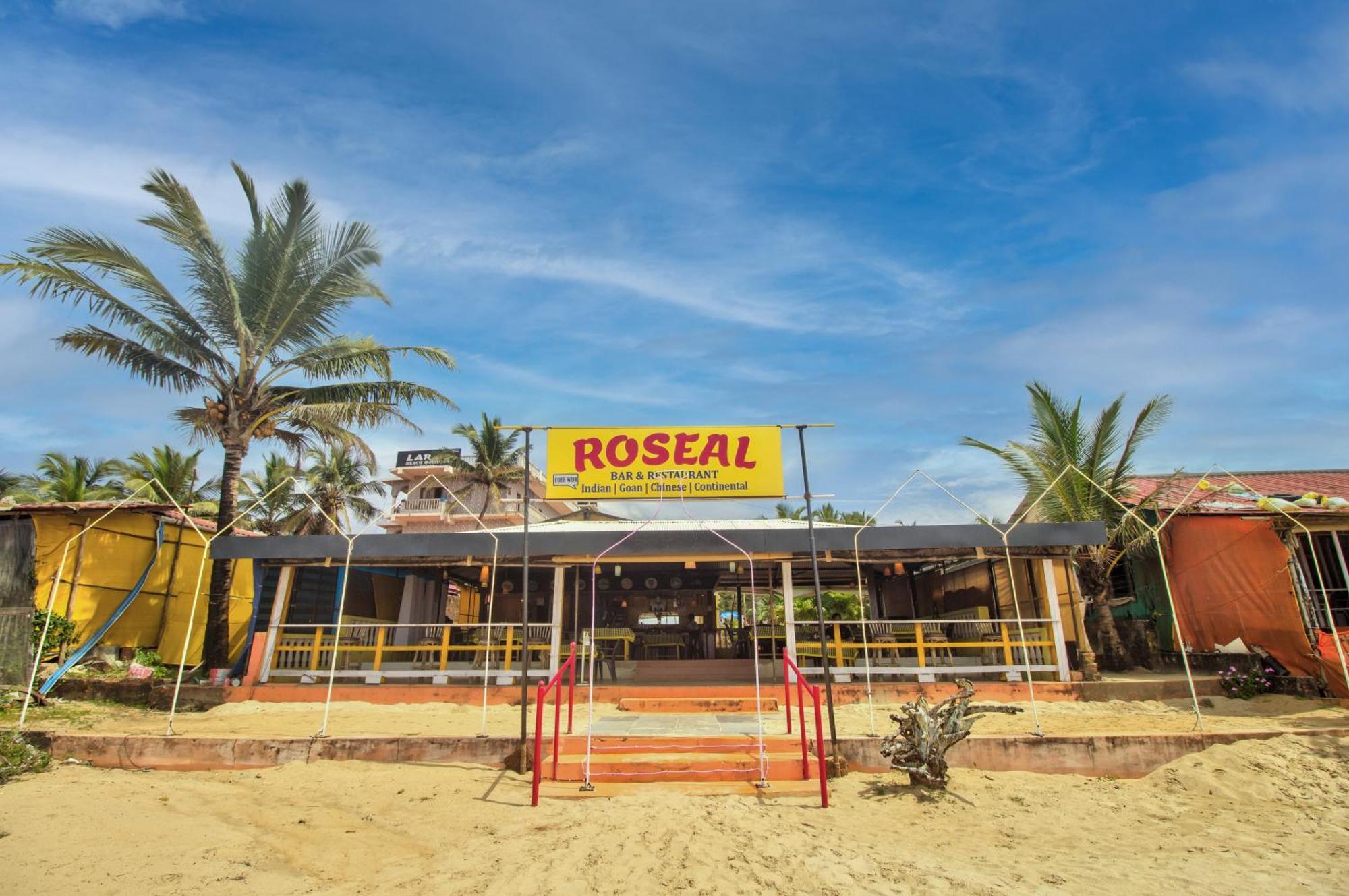 Roseal Beach Front บากา ภายนอก รูปภาพ
