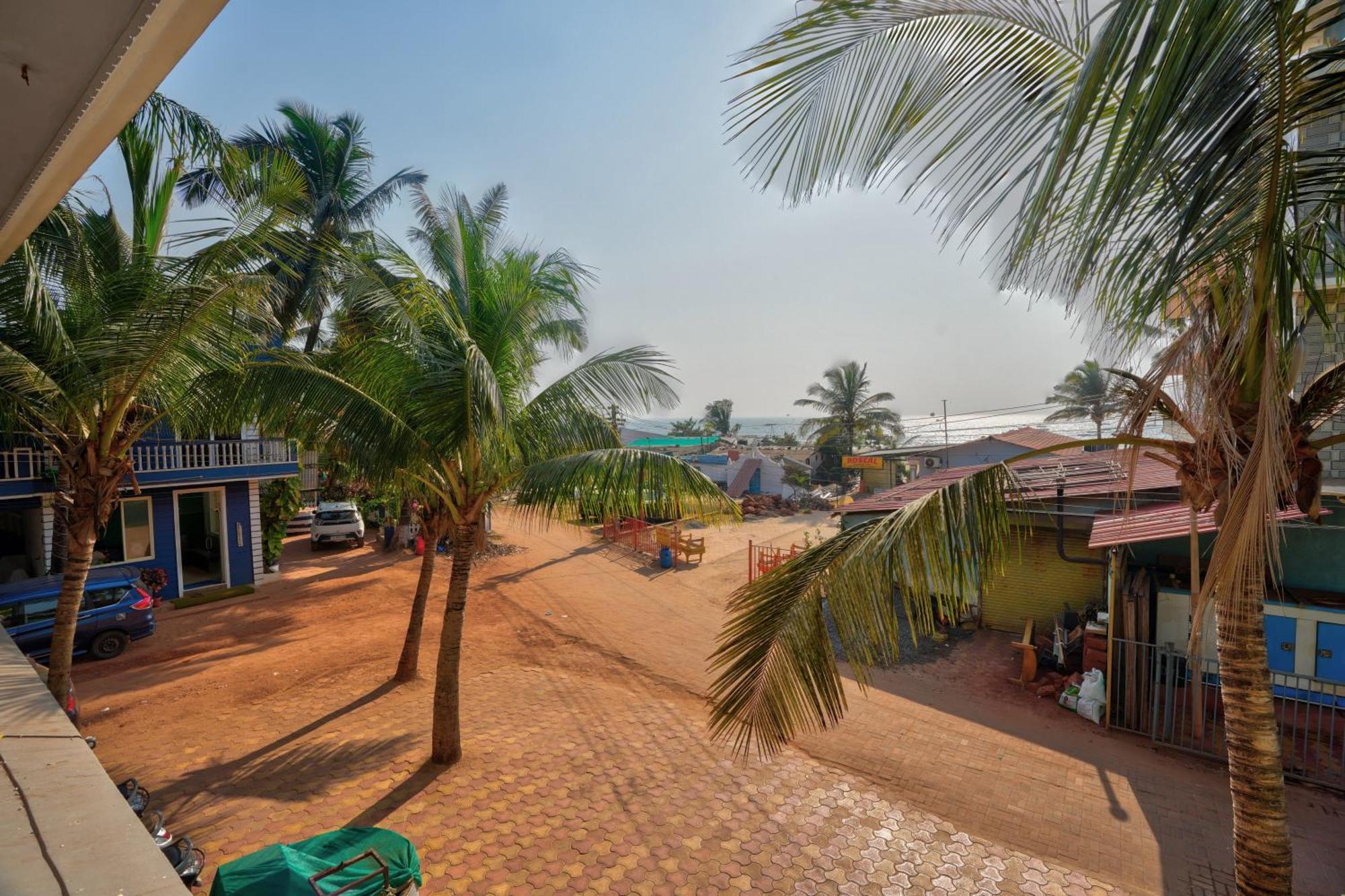 Roseal Beach Front บากา ภายนอก รูปภาพ