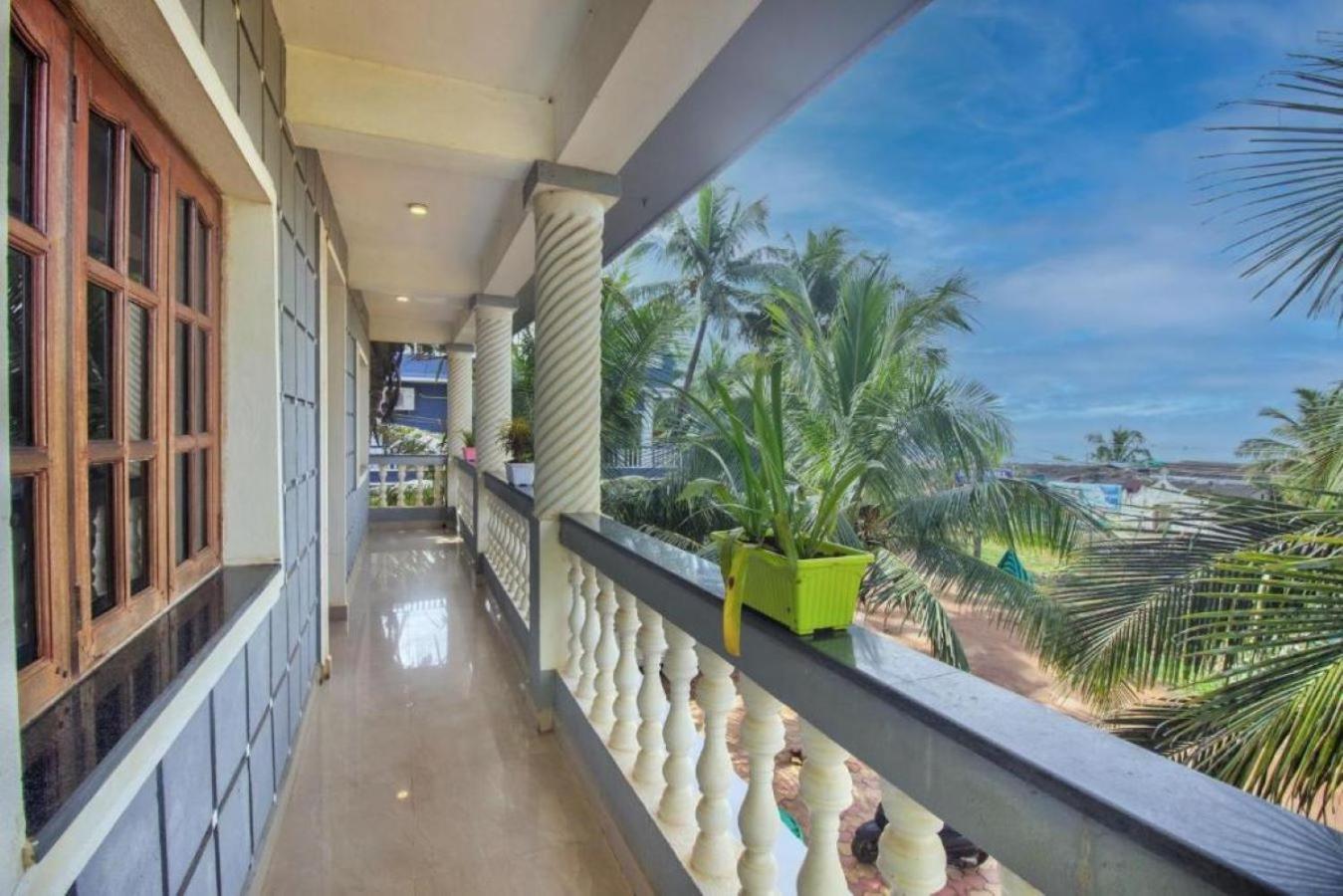 Roseal Beach Front บากา ภายนอก รูปภาพ