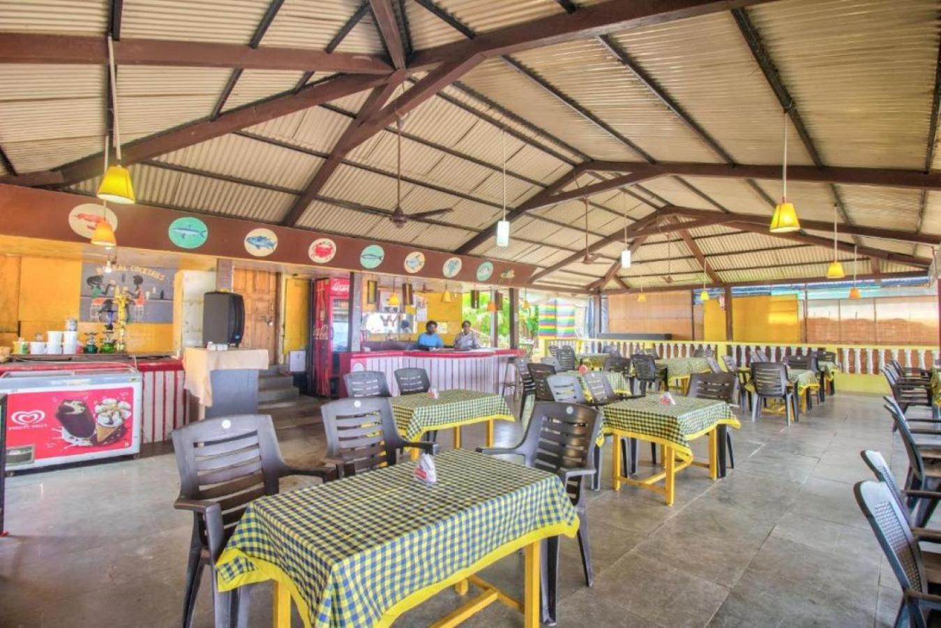 Roseal Beach Front บากา ภายนอก รูปภาพ