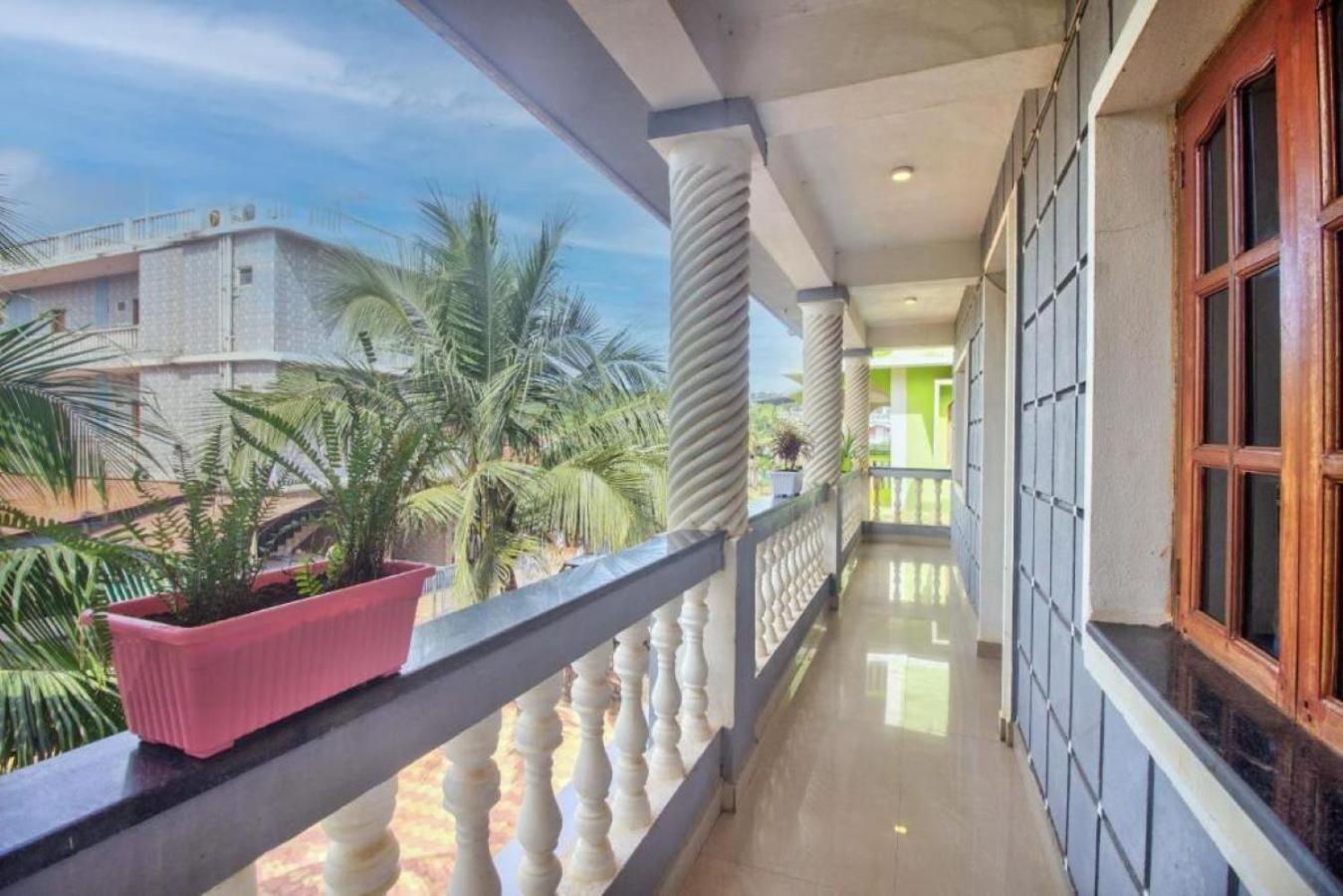 Roseal Beach Front บากา ภายนอก รูปภาพ